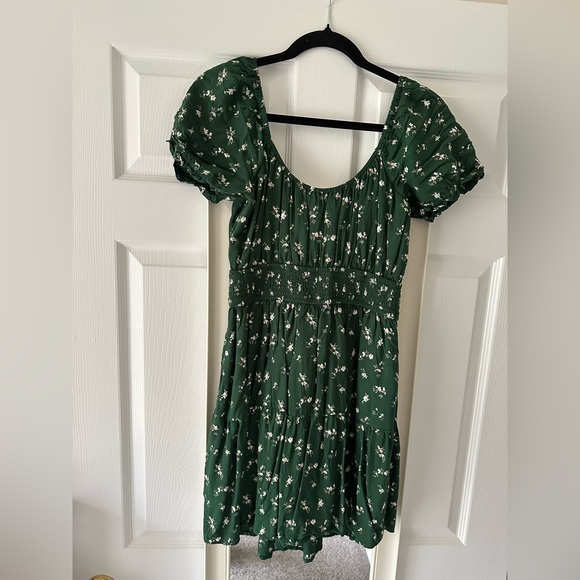 Hollister Dresses & Skirts - Hollister Dark Green Floral Dress